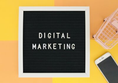 digital-marketing-board-on-yellow-and-coral-backgr-2023-11-27-04-54-37-utc